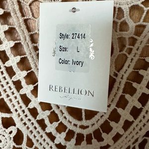 Cream detailed cover up, new with tags. Size L